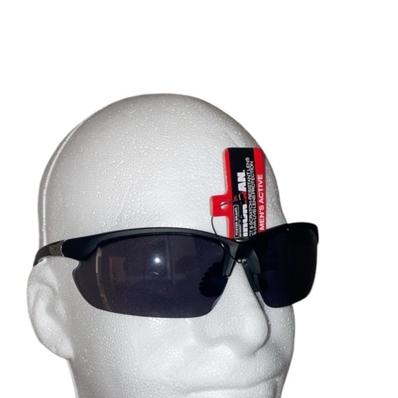 Foster Grant Ironman sunglasses Impact & scratch resistant lens 100% UVA UVB NWT - Picture 7 of 7